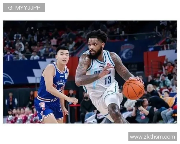 武汉篮球队与上海篮球队赛后状态分析与表现评估